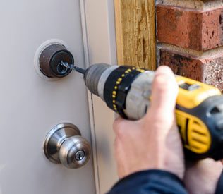 Locksmith Master Shop Garden City, NY 516-283-5894 Locksmith Master Shop Garden City, NY 516-283-5894